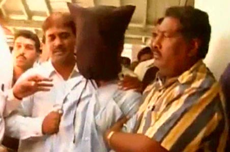 Man on terror mission to Gujarat held