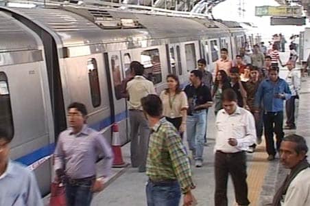 Drunk men create ruckus at Metro Station