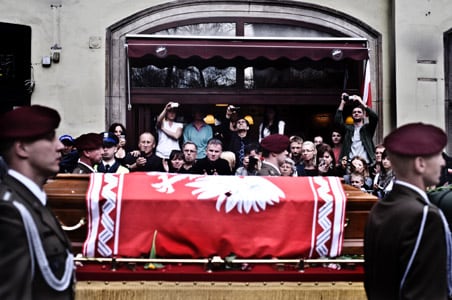 President, first lady buried in Krakow