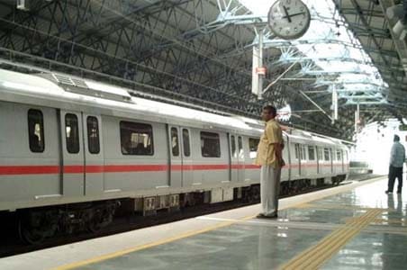 Awareness videos to been shown at Delhi Metro stations 