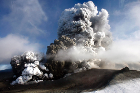 Europe: No respite from ash clouds