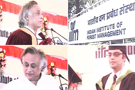 Convocation gowns are 'barbaric': Jairam Ramesh