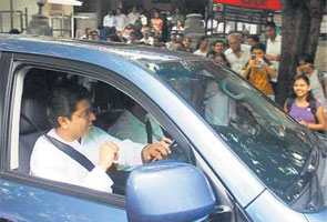 No Marathi for Raj Thackeray's son?