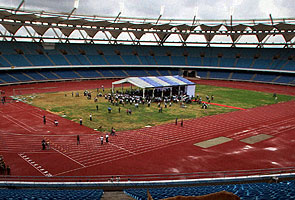 Gill, Dikshit inaugurate Jawaharlal Nehru stadium