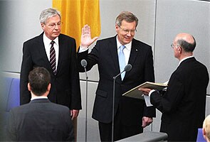 Christian Wulff sworn in as Germany's new President