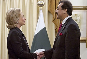 Hillary adds to curious history of mango diplomacy