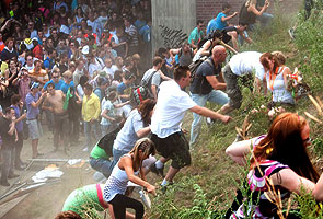 Germany Love Parade victims were crushed to death