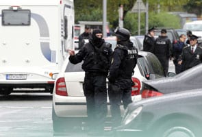 Gunman kills 6, wounds 14 others in Slovakia 
