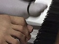 This Chinese musician plays piano with his toes