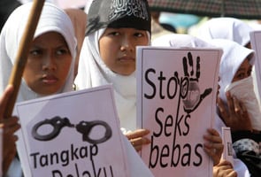 Indonesia finds banning pornography is difficult  