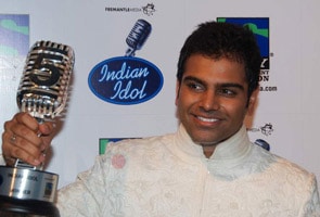 Hyderabad's Sreeram wins Indian Idol 5