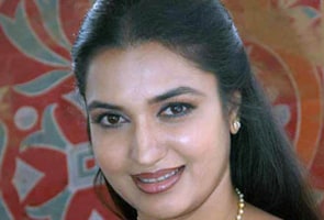 Tamil Actress Suganya Sex - Tamil actor Sukanya gets some relief in divorce case