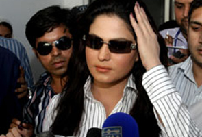 Veena Malik, ex-girlfriend, says Asif worked with Indian bookie