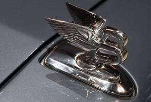 Recall for the rich: Bentley replacing ornament