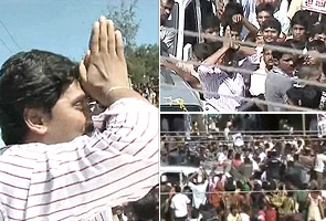 In remembering YSR, Congress challenges Jagan