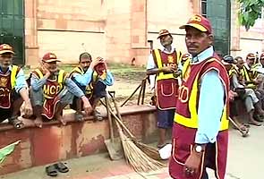 125 MCD workers to clean up 'filthy' Games' Village