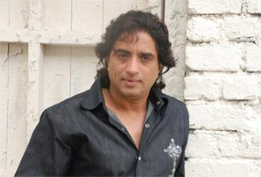 Anand Raj launches collection of Commonwealth Songs