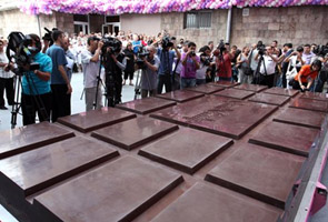 Armenia produces world's biggest chocolate bar