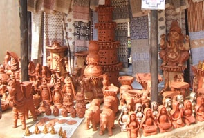Delhi's handicraft street gets ready for Games' visitors  