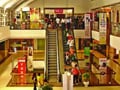 Mall Crisis: One in Six Stores Empty But Foreign Retailers Can't Find Space