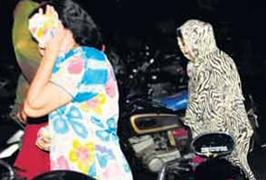 Mumbai sex racket busted, 45-yr-old widow is alleged mastermind