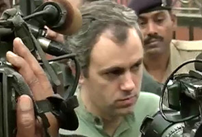 Omar meets Pranab, Antony ahead of crucial CCS meet