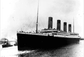 Steering error sank the Titanic, claims author
