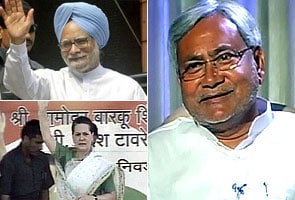 Battle for Bihar: Nitish targets PM, Sonia slams Nitish