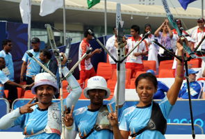 English official abuses Indian archery coach