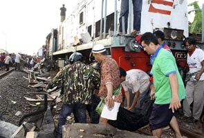 Over 40 killed in train collision in Indonesia