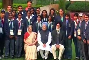 CWG: PM plays host to Games' medalists