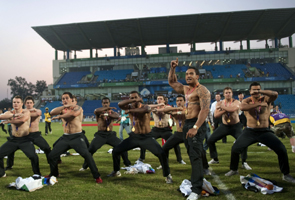 New Zealand win rugby sevens title  