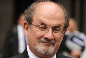 Salman Rushdie signs a deal for writing his memoirs