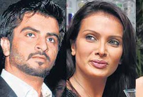 Cops summon Mumbai model Viveka's ex-boyfriends