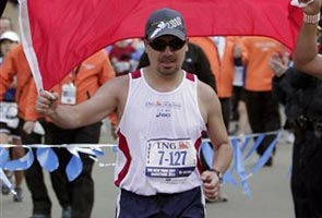 Rescued Chilean miner runs in New York marathon