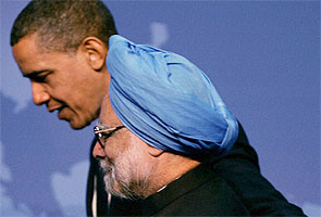 Prime Minister Mannmohan Singh to personally receive Obama at Delhi airport