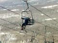 Over 200 US skiers stranded after chairlift derails