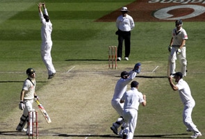 England beat Australia by an innings, retain the Ashes