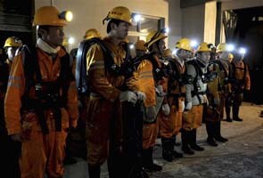 Coal mine explosion kills 26 in central China 