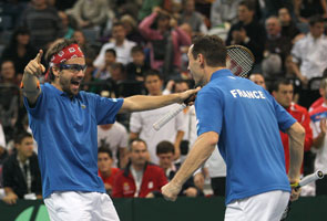 Comeback kings Clement, Llodra put France in charge