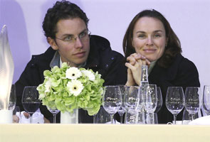 Ex-champion Hingis marries French showjumper Hutin