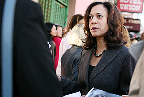 Indian-American Kamala Harris 'female Obama' in making: Report