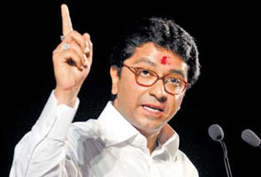 Thackeray tells Jet Airways to use Marathi