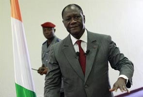 Ivory Coast president kept prisoner in hotel 