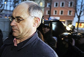 No jail for whistle-blower Swiss banker Rudolf Elmer