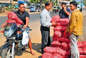 Mumbai: Get onions for only Rs 12 here