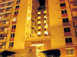 Bangalore techie falls to death from his 7th floor apartment