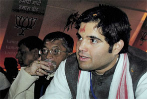 Varun Gandhi visits Raja Bhaiyya in jail