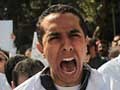 Egypt army signals steps to take power