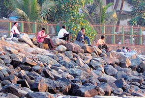 Mumbai plans new beach at par with Goa